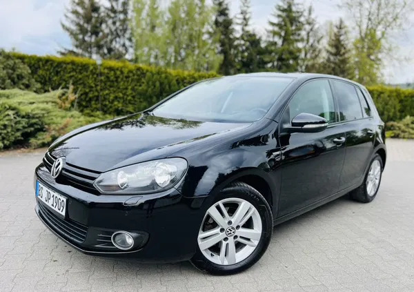 samochody osobowe Volkswagen Golf cena 26900 przebieg: 152000, rok produkcji 2012 z Garwolin